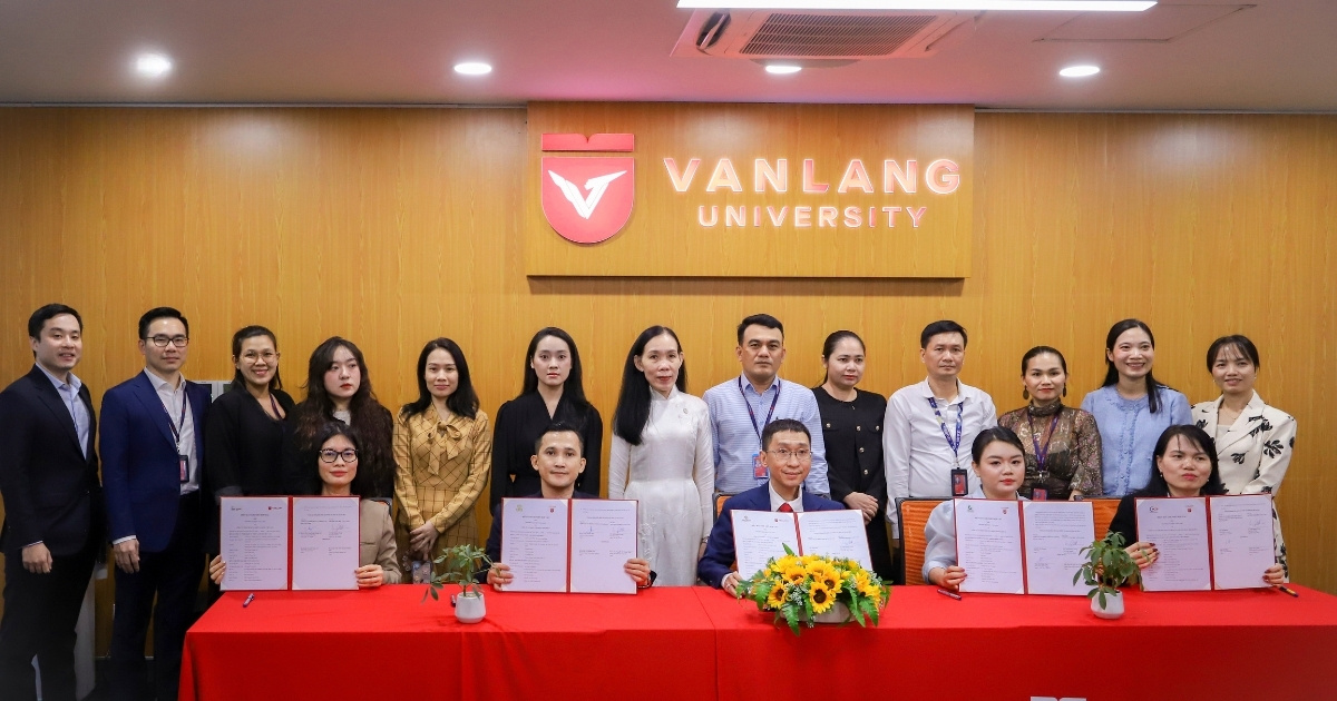PCS Logistics Signs MOU with Van Lang University to cultivate future ...